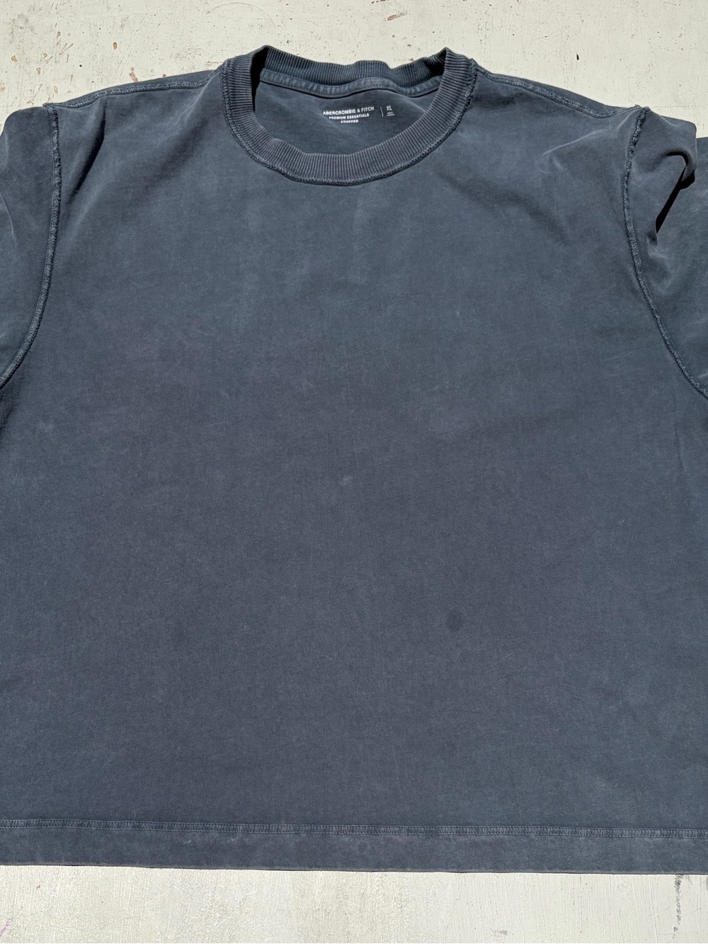 Men's Abercrombie and Fitch T-Shirt Gray Blue XL Solid Cropped Essentials City - Picture 2 of 10